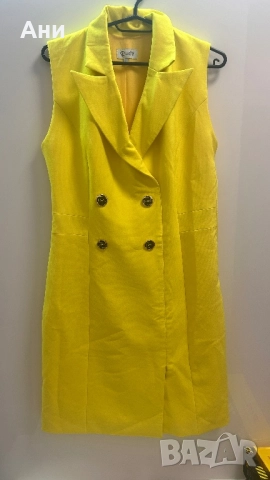 Рокля на Lucy