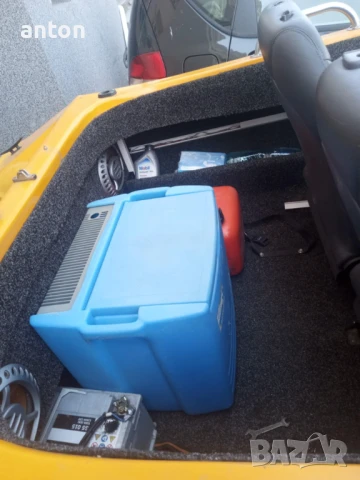 Продавам Моторна лодка Shakespeare Fibreglass, снимка 4 - Воден транспорт - 51032338