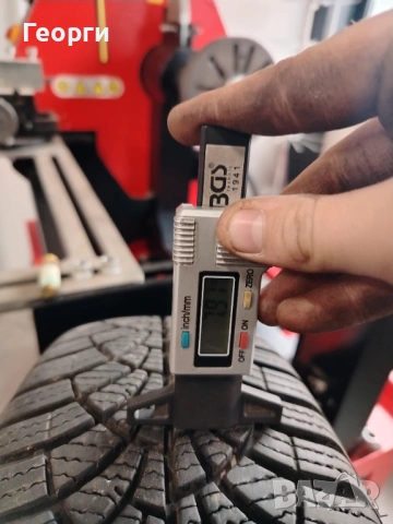 2бр.зимни гуми 175/65/15 Goodyear, снимка 2 - Гуми и джанти - 53217735