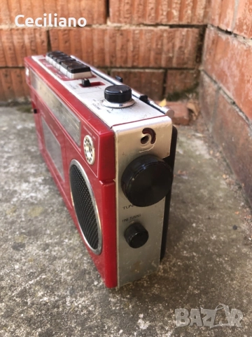 Sanyo M1700AH RED, снимка 4 - Радиокасетофони, транзистори - 56443046