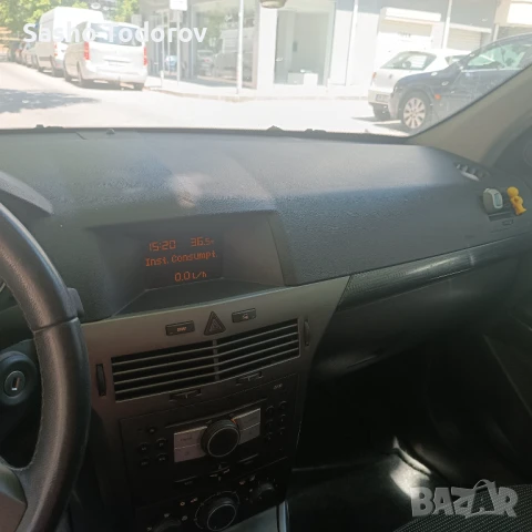 Опел Астра 1.6, снимка 4 - Автомобили и джипове - 50920149