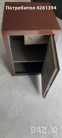 Продавам метална каса, сейф