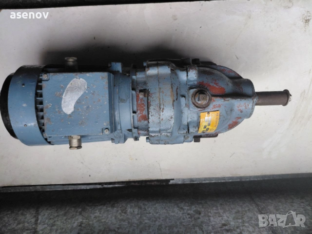 редуктор- 8 обор/ мин