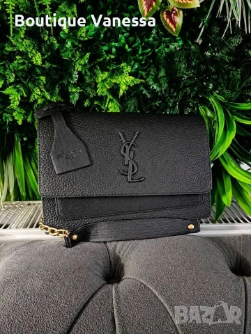 Дамска чанта в черно Yves Saint Laurent 