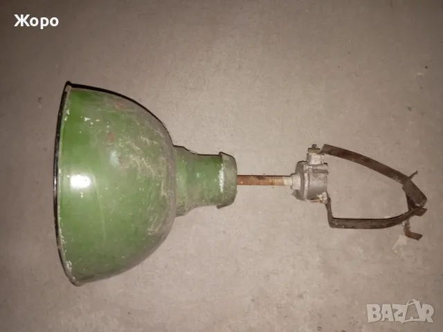 старинна емайлирана промишлена лампа, снимка 8 - Антикварни и старинни предмети - 47488085