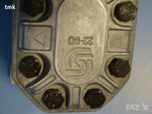 Хидравлична помпа Sandstrand TAP 22-90/44 DCO 02/8G Hydraulic gear pump, снимка 7 - Резервни части за машини - 49771749