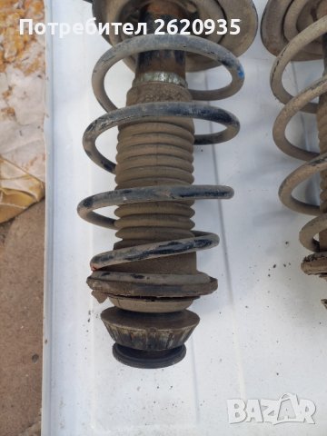 Амортисьори предни за тойота ярис 2008, снимка 5 - Части - 44212062