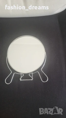 Увеличително козметично огледало