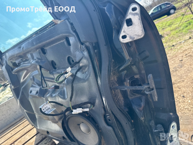 Предна лява черна врата Мерцедес Е клас Mercedes W211 седан , снимка 3 - Части - 44791728