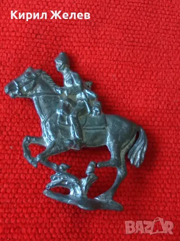 Стара ОЛОВНА ФИГУРКА КОННИК ДЕТСКА ИГРАЧКА ОЛОВЕН ВОЙНИК КАВАЛЕРИСТ За КОЛЕКЦИЯ ВОЙНИЧЕ 40824, снимка 9 - Колекции - 46960903