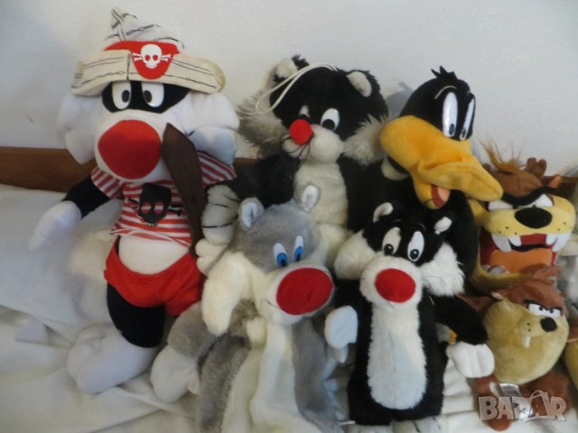 Плюшени играчки LOONEY TUNES, снимка 2 - Плюшени играчки - 44352500