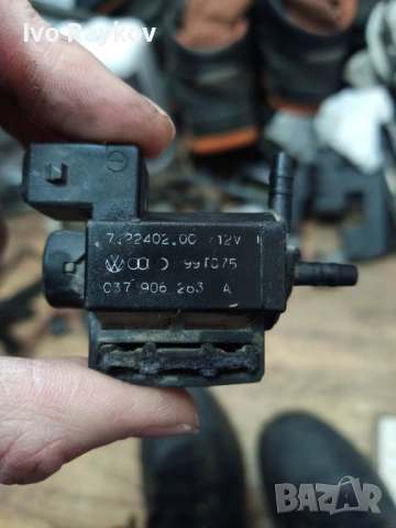 Вакуумен клапан VW Golf 4 1.6 i , 037906283A, снимка 5 - Части - 53906219