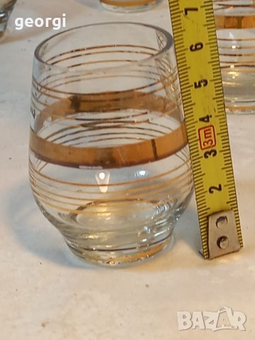 Пет стъклени чаши за ракия с позлата , снимка 5 - Чаши - 39884420