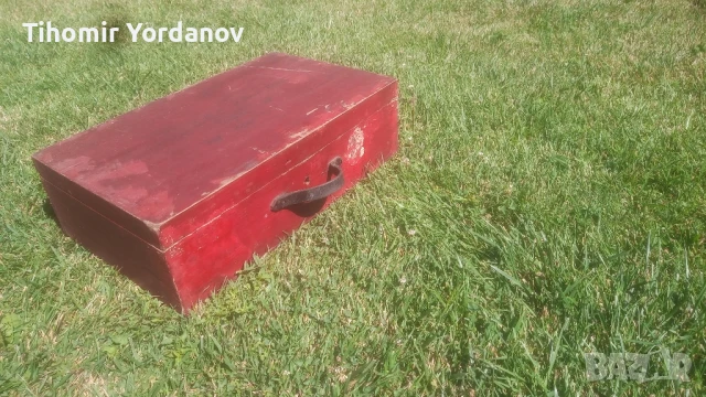 Стар дървен куфар., снимка 3 - Антикварни и старинни предмети - 51067438
