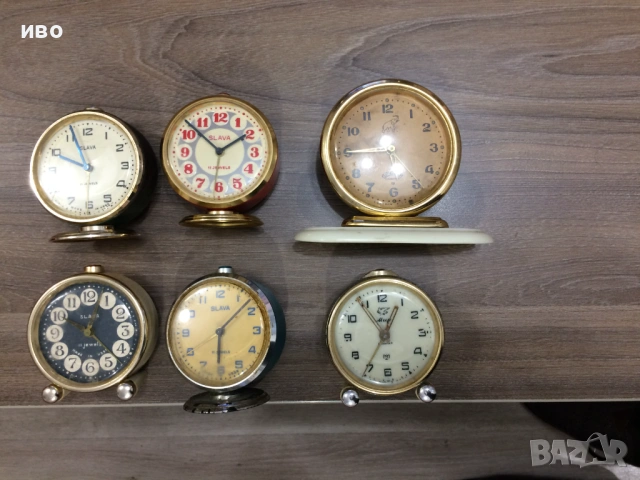 Настолни часовници - електронни  и механични от соца, снимка 8 - Други ценни предмети - 22271392