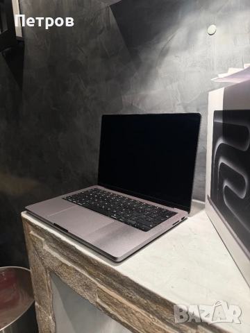 100% battery! КАТО ЧИСТО НОВ Macbook Pro M3 14" 512 GB, снимка 6 - Лаптопи за работа - 53116582