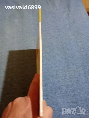 "NATIONAL HUMAN DEVELOPMENT REPORT - BULGARIA 1999", снимка 2 - Други - 49366656