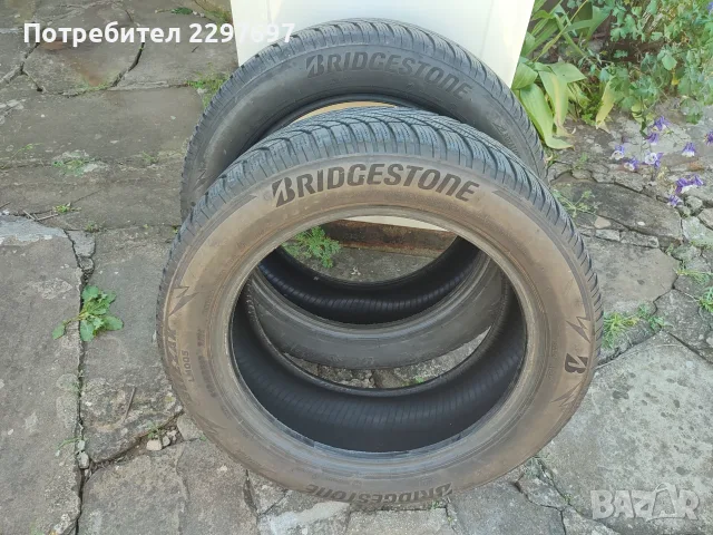 Продавам 2 броя зимни гуми BRIDGESTON 215/55/17