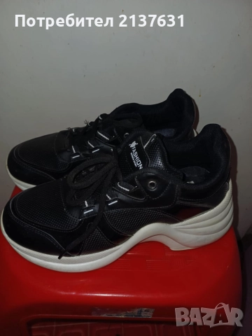 ДАМСКИ СПОРТНИ ОБУВКИ - N 38, снимка 2 - Маратонки - 51705113