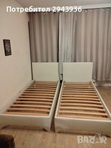 Легла два броя тапицирани - еко кожа