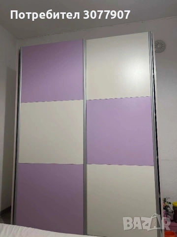 Гардероб с плъзгащи врати
