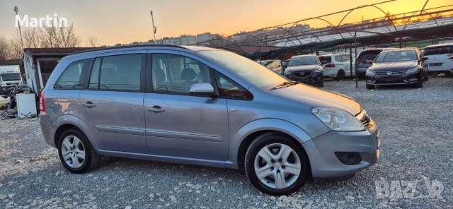 Opel Zafira 1.7 Eco Tech, снимка 8 - Автомобили и джипове - 53940649