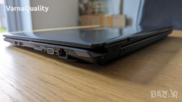 HP Stone Pro P11A 15.6" Core i5-6200U up to 2.80GHz, 8GB RAM, 256GB SSD ново, 4 часа бат. -перфектен, снимка 2 - Лаптопи за работа - 44733208