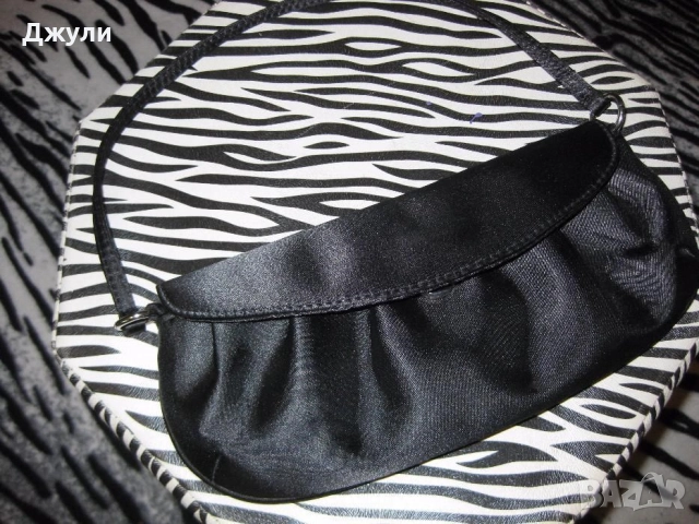Accessorize Черна Чанта, снимка 2 - Чанти - 52381821