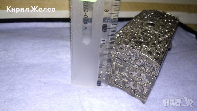 СТАРА ПОСРЕБРЕНА БОГАТО ТРАДИЦИОННО ОРНАМЕНТИРАНА БРОНЗОВА РЕТРО КУТИЙКА за БИЖУТА с ПЛЮШ 32244 , снимка 6 - Други ценни предмети - 38258917