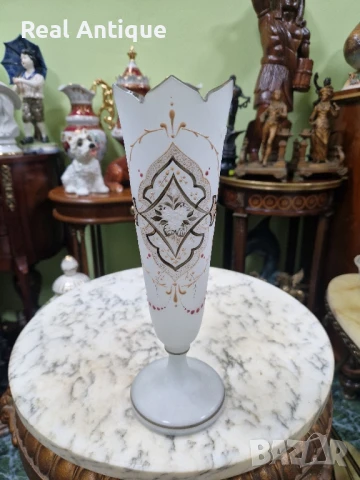 Рядка антикварна колекционерска чешка ваза Харах Бохемия от 19 век