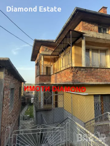 Втори етаж от къща с гараж в гр. Симеоновград, снимка 3 - Етаж от къща - 50266481