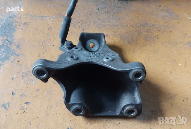 Лапа Двигател 2.7 - 3.0 N:9197 Ауди A6 4F C6 , снимка 4 - Части - 47773706