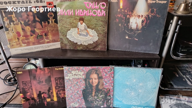 Автоматичен грамофон SONY + 7 плочи, снимка 13 - Грамофони - 52235314