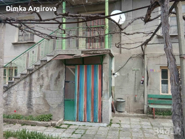 продава се къща с двор в с. Новаково, обл. Пловдив, снимка 2 - Къщи - 54191540