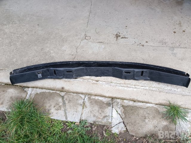Мерцедес Спринтер (95-00) греда зад предна броня , снимка 2 - Части - 44350787