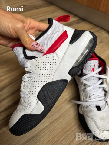 Оригинални маратонки JORDAN STAY LOYAL 2! 40 н, снимка 2 - Маратонки - 46231013