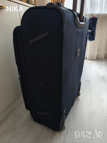 Голям куфар тъмно син. , снимка 2 - Куфари - 53915132