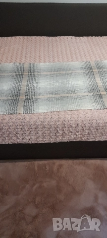 Дамски шал H&M, снимка 3 - Шалове - 52160497