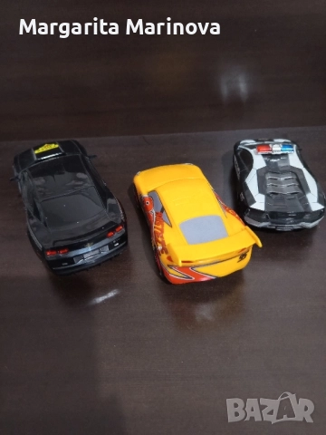 Коли, снимка 4 - Коли, камиони, мотори, писти - 52379006