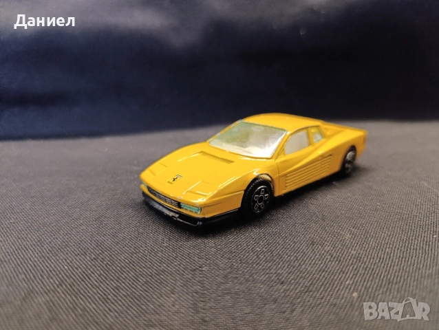 Количка Burago Ferrari TestaRossa 