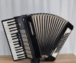 Акордеон Weltmeister Stella , снимка 1