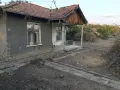Продавам къща с двор находяща се в СО "Хоталич - Крушевски баир", снимка 4