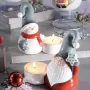 5304 Керамичен свещник с фигура на Снежко или Дядо Коледа, снимка 1