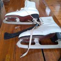 Стари кънки за фигурно пързаляне Botas , снимка 5 - Други ценни предмети - 31854199