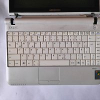 Лаптоп medion akoya e1312, снимка 3 - Лаптопи за работа - 38965540