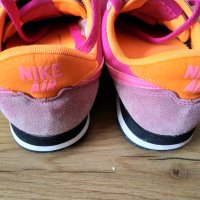Дамски маратонки Nike air, снимка 2 - Маратонки - 40652823