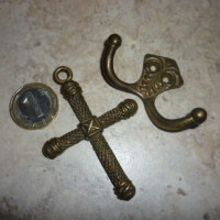 Бронзов Кръст Закачалка, снимка 3 - Антикварни и старинни предмети - 44514845