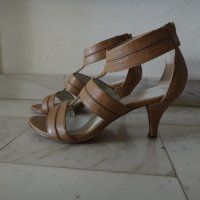 Бежови сандали на ток Nine West, снимка 8 - Сандали - 29220907