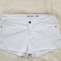 Къси дънкови панталони - бели размер ХЛ, снимка 3 - Къси панталони и бермуди - 40614556