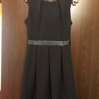 Черна рокля с кожени ленти , снимка 2 - Рокли - 39889594